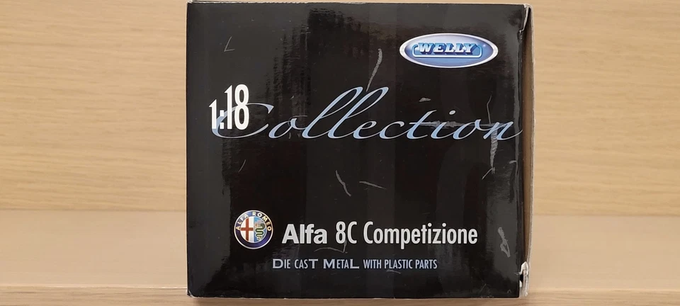 Alfa Romeo 8C Competizione (2006) scala 1/18 Welly - Immagine 4 di 4