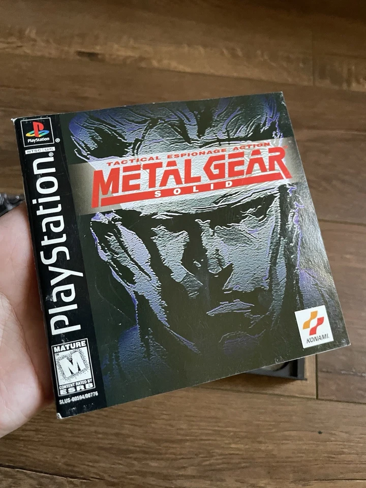 Metal Gear Solid PS1 Black Label - CIB W/ Manual - PlayStation Fast Shipping! - image 4 of 4