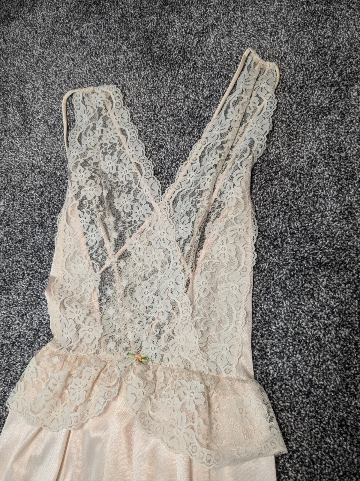 Abito da notte vintage International Boutique Undercover Wear rosa raso medio