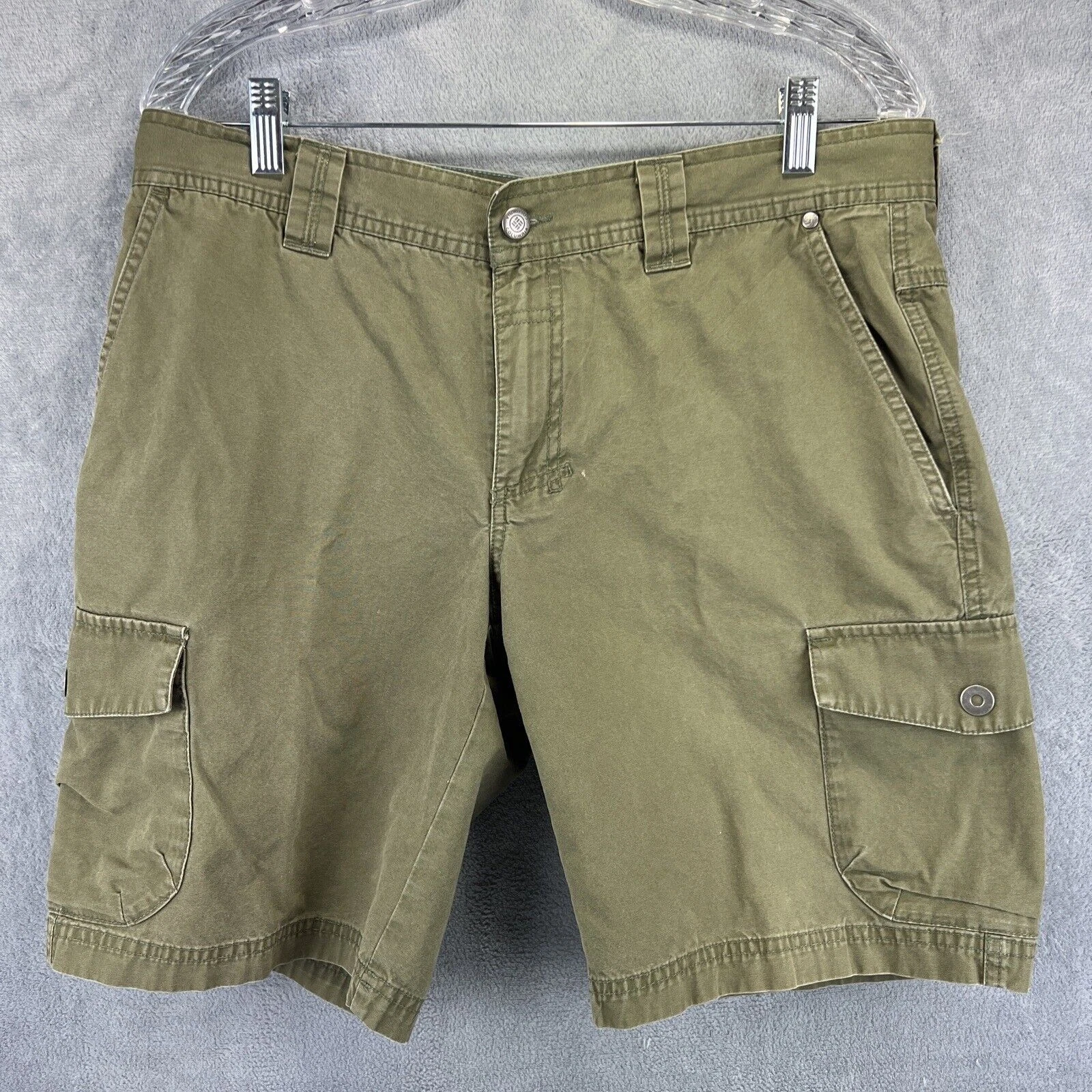 Columbia Shorts Mens 32 Olive Cotton Flat Cargo Pocket Omni Shade 10" Inseam