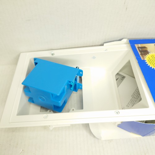 New Carlon Flat Panel TV Electrical Box SC300PR Free Shipping! - Picture 4 of 4