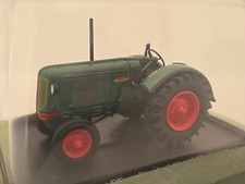 OLIVER STANDARD 70 1947 HACHETTE UNIVERSAL HOBBIES 1/43 DIECAST TRACTOR CASED