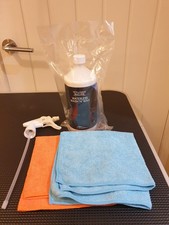 Williams: Waterless Wash 'N' Wax, 2 Micro Fiber Clothes and a Spray Trigger. 1tr