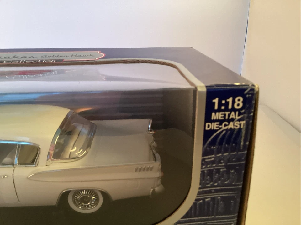 Anson Classic 1957 blanco Studebaker Golden Hawk fundido a presión escala 1:18 Foto 3 de 4