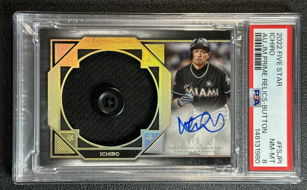 Topps Ichiro Suzuki Autographed Baseball Sports Trading Cards