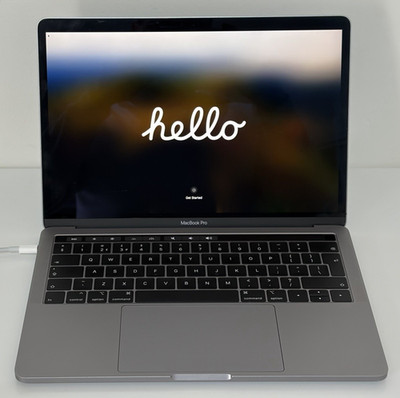Apple MacBook Pro 2020 mit 1,7 GHz Core i7 13 Zoll, 16 GB RAM, 256 GB SSD Speicher