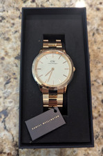 Daniel Wellington Womens Iconic Link Gold Wat...