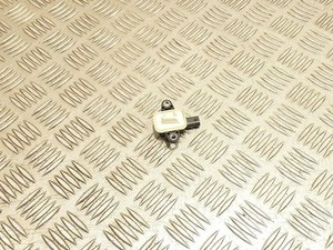 VW POLO 6R, 6C Aufprall-Sensor vorne rechts 4H0955557 1.20 Petrol 2011 33235463