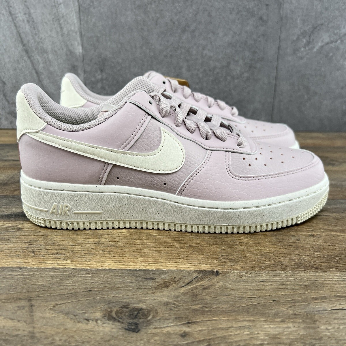 size 7 womens air force 1