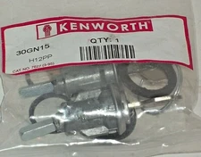 *NEW* SET of KENWORTH KEYED DOOR LOCKS  {--__--}   part # 30GN15 