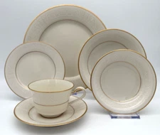 NORITAKE Tulane 7562 - 6 Piece Set Discontinued Ivory China from Japan