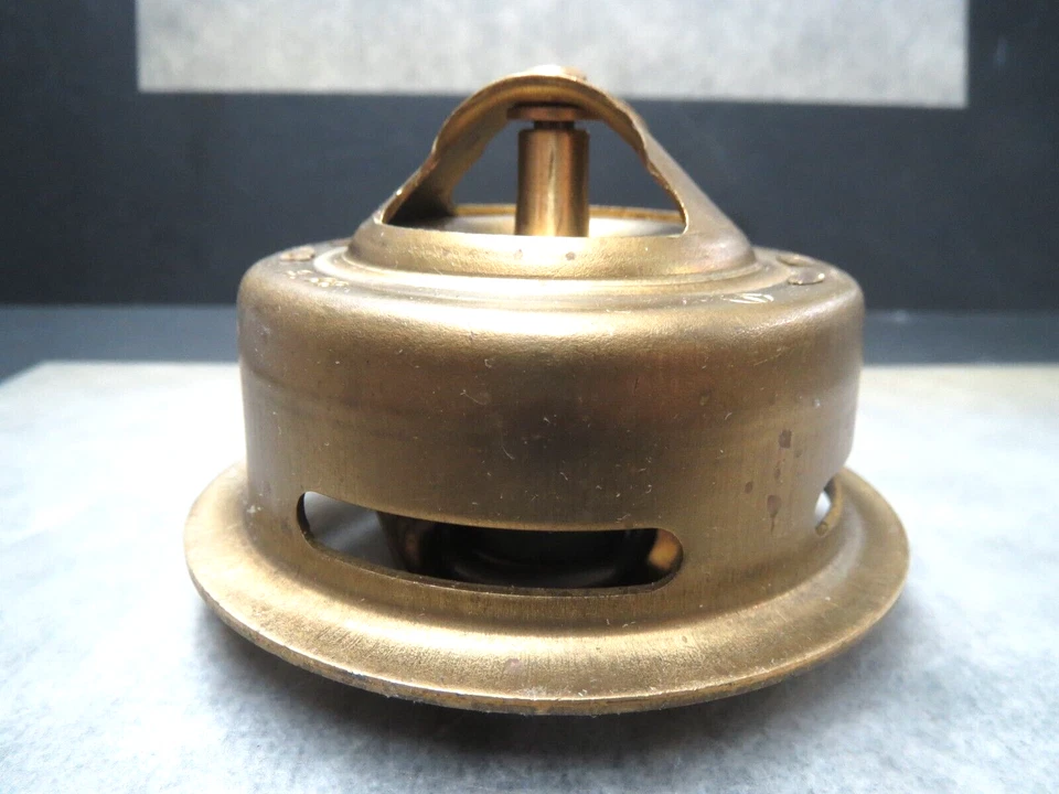 Thermostat for 1981-1992 Toyota Land Cruiser 4.2L-L6 - Made in Japan Ships Fast! - Imagem 3 de 4