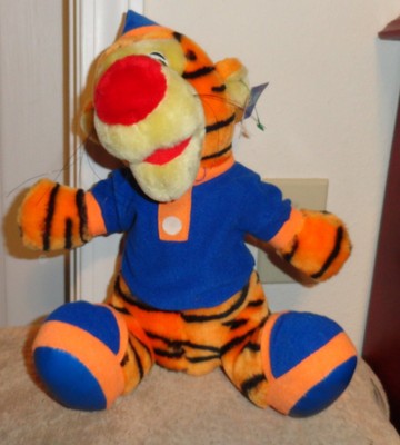 winnie the pooh tigger plush