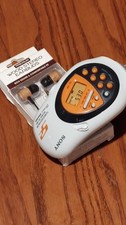 Sony TV/Weather/FM/AM S2 Walkman SRF-M80V Sports w/Belt Clip / Ear Buds