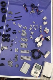 Retired LEGO Mindstorms EV3 Core Set 45544 and Expansion Set 45560