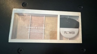 Flower Beauty Shimmer & Strobe Highlighting Palette in Champagne Shimmer