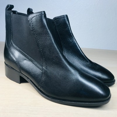 ex-M\u0026S WIDE FIT LEATHER Low Heel 