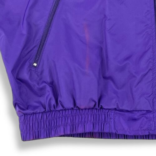 VINTAGE 90er Eastbay Windbreaker Laufjacke ADULT SMALL lila schwarz *MÄNGEL* - Bild 7 von 23