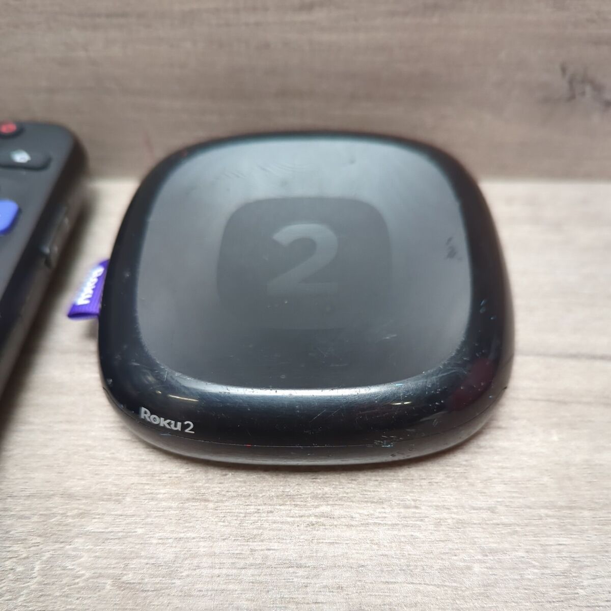 Roku 2 (3rd Generation) Media Streamer 2720X - Black w Roku 2 (3rd Generation) Media Streamer 2720X - Black w