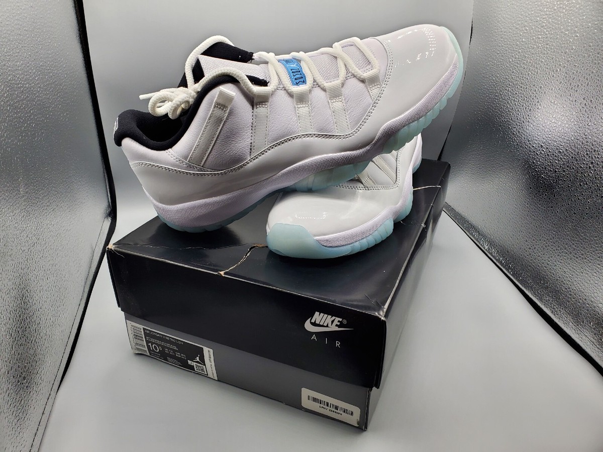 Jordan retros 11s , brand new in the box. Blue and white . Jordan 11 Legend Blue (GS) Size 5Y, DS BRAND NEW - SoleSeattle main image 3