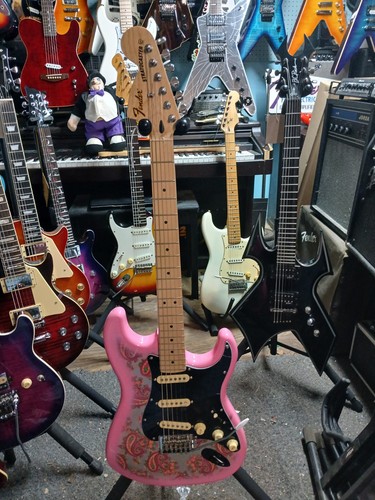 Fender-MadeinUSA-NOT-great pretender  PAISLEY-left hand neck finish this project - Picture 1 of 8