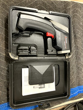 RAYTEK RAYNGER ST TEMPERATURE GUN W/ CASE