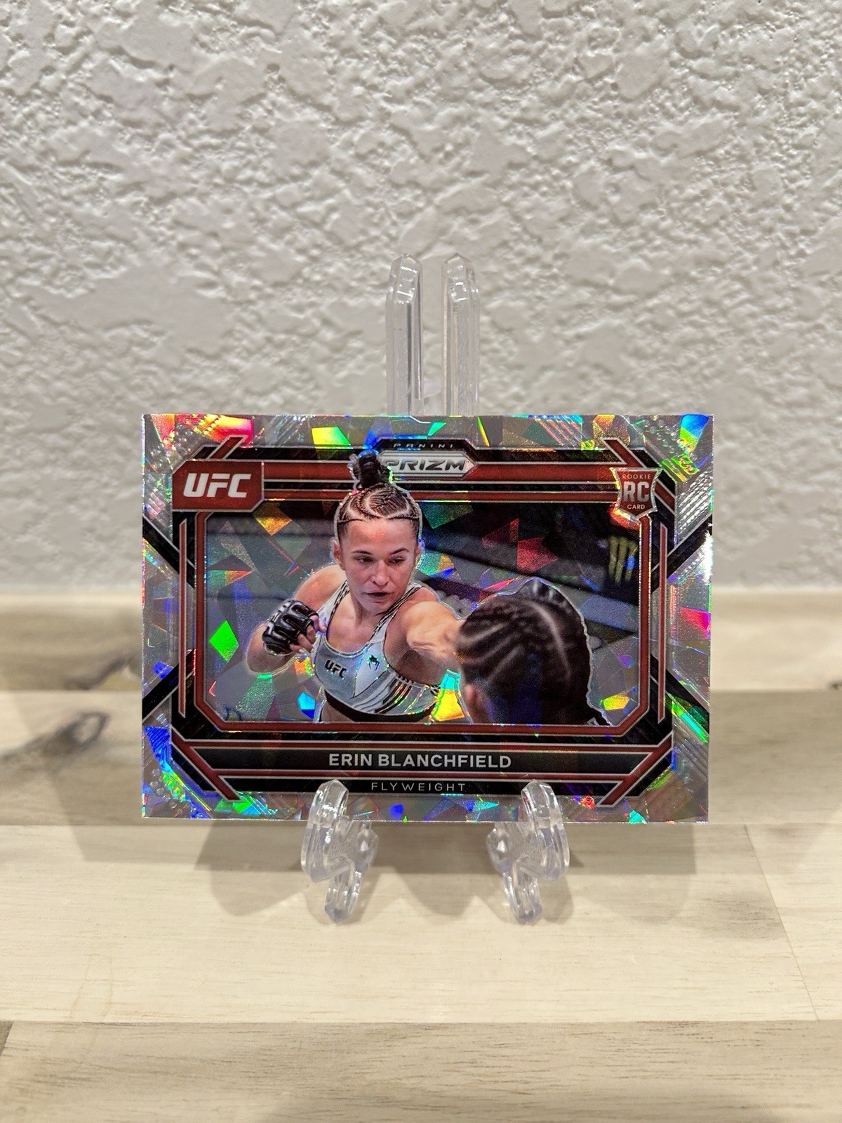 2023 Panini Prizm UFC No. 12 Erin Blanchfield RC Flyweight Cracked Ice Prizm