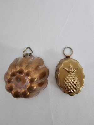 Early Vintage Copper Small Tin Lined Mold Tart Pudding Cakes 2 pcs