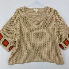 Elan Medium Tan Red Crochet Boho Festival Crew Neck Artsy Top Vacation Summer