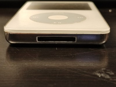 Apple iPod Classic 30GB 5th Gen A1136 White For Parts/Repair