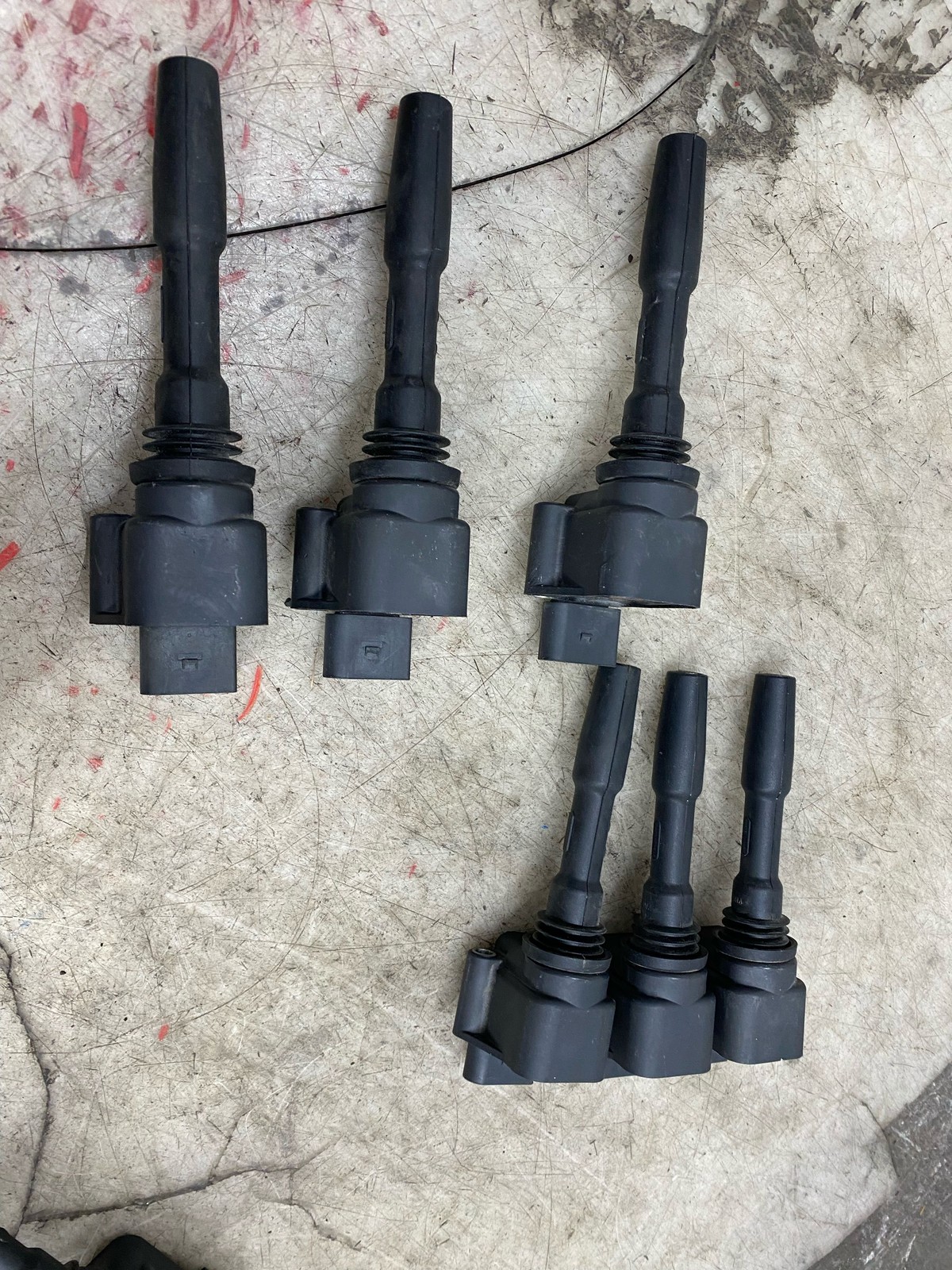 2017 BENTLEY BENTAYGA 6.0L W12 ENGINE IGNITION COIL SET 11 PCS 07P905110B