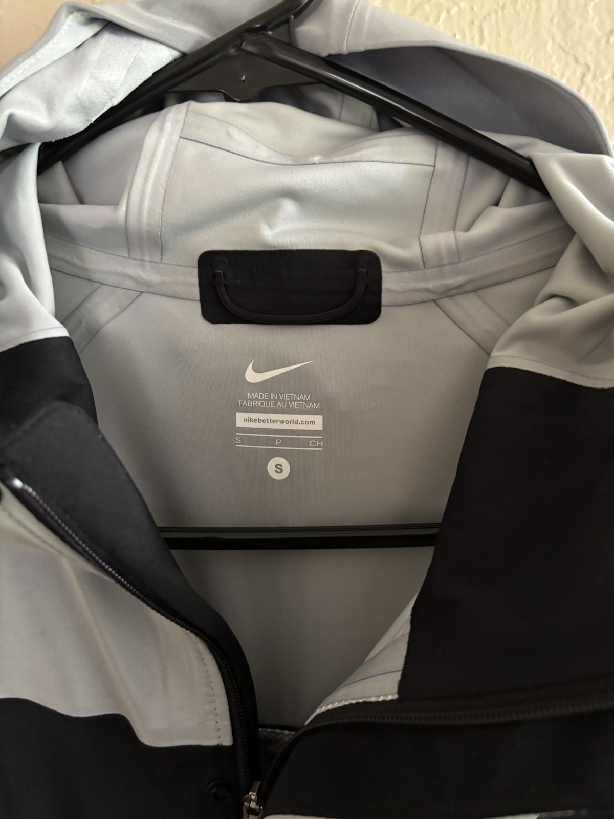 Nike Shieldrunner Flash Running Jacket Size - Siz… - image 3