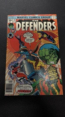 Defenders # 39 Marvel Comic Book Dr Strange Hulk Silver Surfer