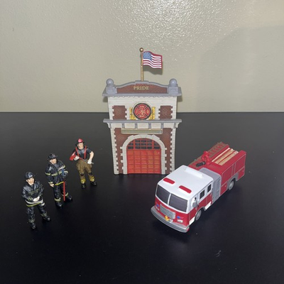 #ad Hawthorne Village Pride Firefighters Tribute Collection 5 Piece Fire Truck amp; Men $15.98