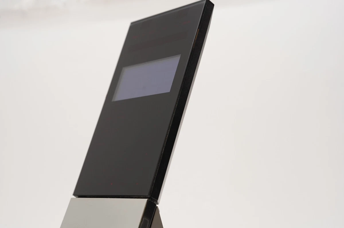 Bang & Olufsen Beolink 7000 Fernbedienung mit Tisch Station