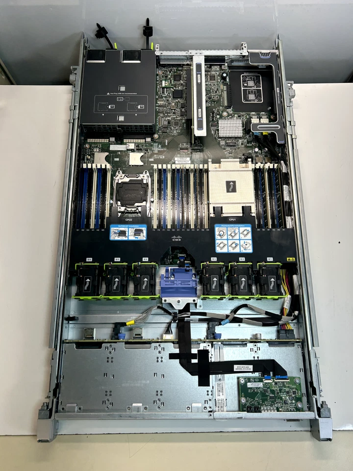 Cisco UCS C220 M4 1U Rack Server 1x Xeon E5-2609 v3 @ 1.90GHz 32 GB RAM - Image 4 of 4