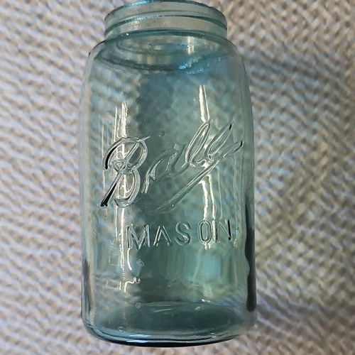 Antique Ball Mason canning Collectible Glass Jar Blue Quart