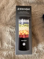 New Blend Jet 2 Portable 16 oz; Electric Cord Or Batteries. Smoothies, Greens