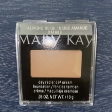 RARE New Mary Kay DAY RADIANCE CREAM Foundation ALMOND BEIGE Discontinued