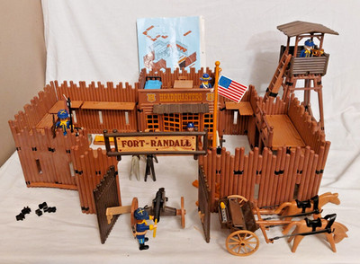 Playmobil - Verschiedene Forts