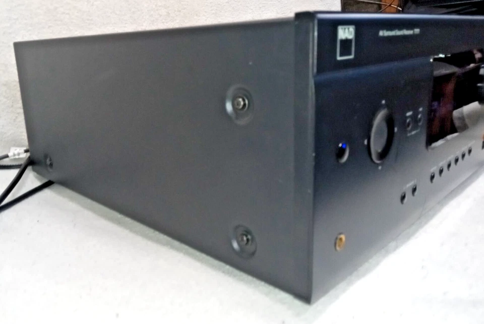 NAD T777 AV Surround Sound Receiver - Image 4 of 4