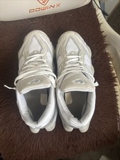 New Balance 9060 Sneaker, Grau/Weiß, Größe 46