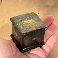Petite Russian Lacquer Trinket Box w Hand Pai...