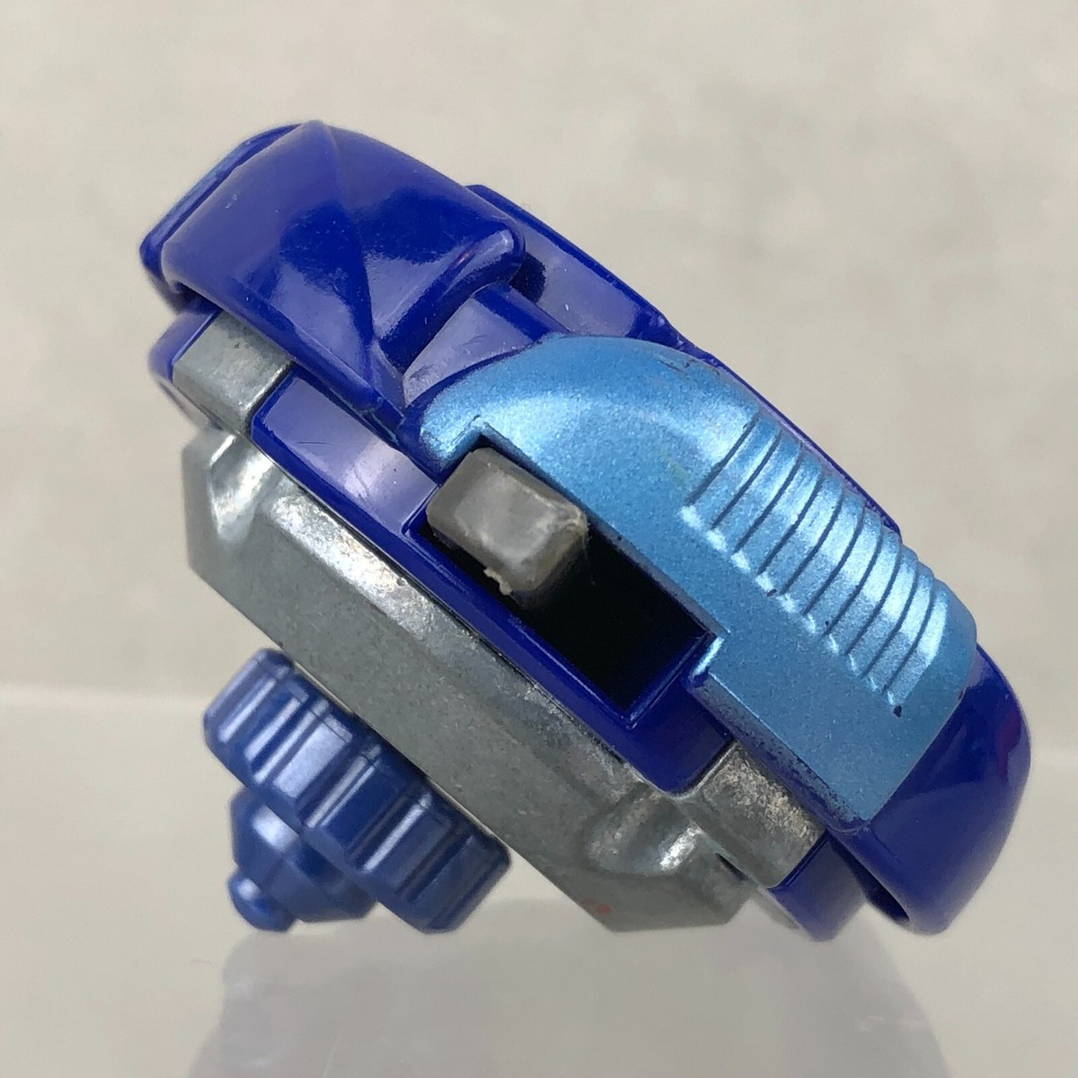 Hasbro Beyblade Metal Masters Stealth Battlers Cetus Quake X-203