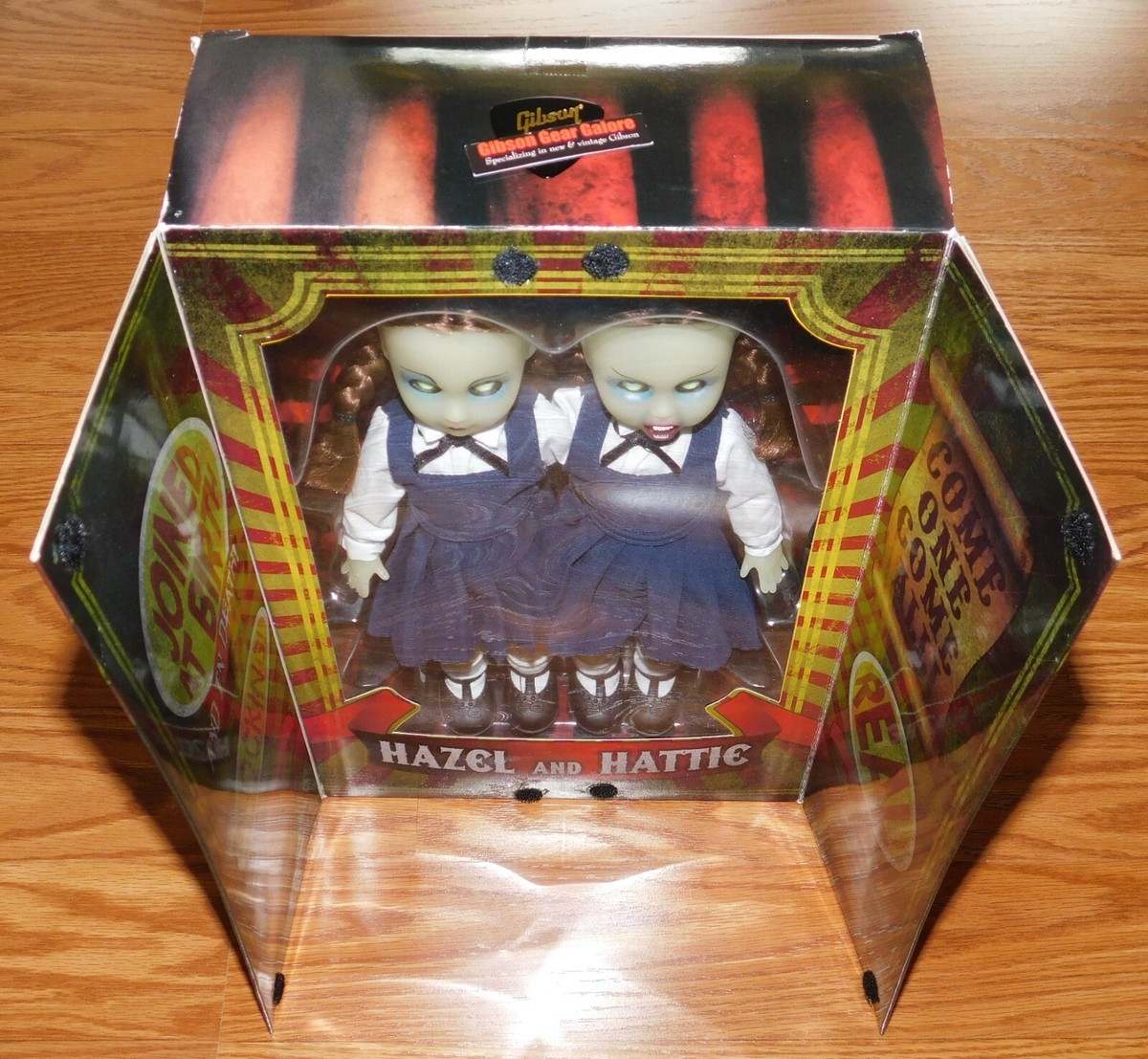 Living Dead Dolls Variant Hazel & Hattie Resurrection Glow