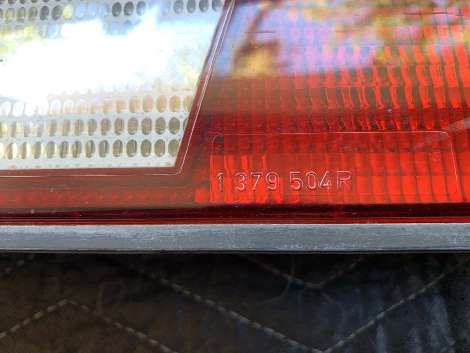 Conjunto de luz trasera derecha 1988-1994 OEM BMW SERIE 7 E32 735i 750il 740il Foto 4 de 4