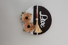 Double sided live on one side welcome on the other