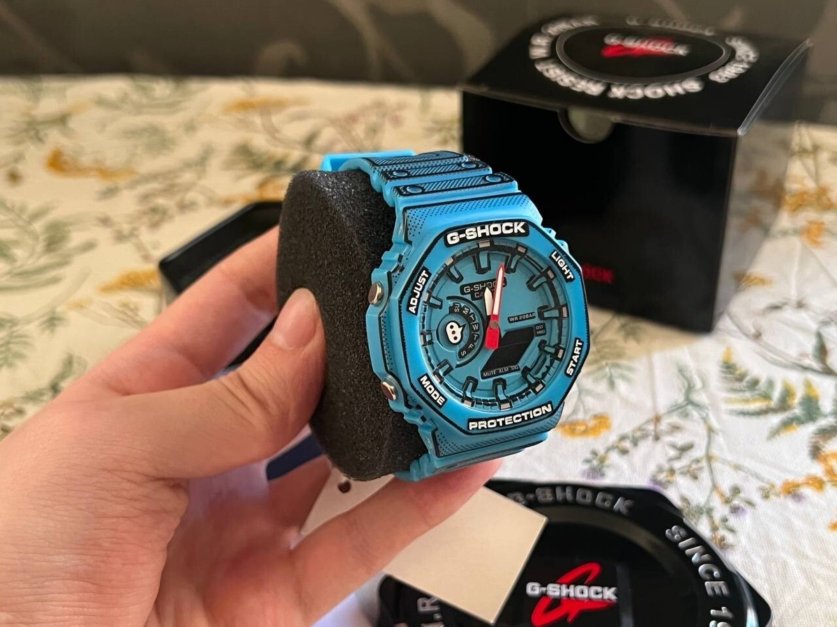 Casio G-SHOCK MANGA THEME GA-2100MNG-2AJR Men's Watch Casio G-SHOCK MANGA THEME GA-2100MNG-2AJR Men's Watch