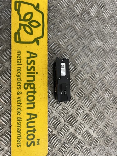 2006-09 Volvo C30 PRE FACELIFT Offside Driver Master Window Switch 30773208 - Picture 6 of 9