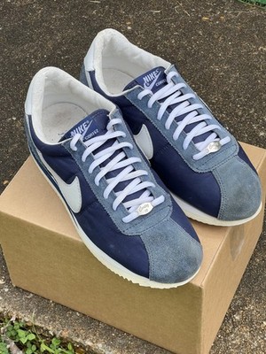 Vintage 2002 Nike Cortez 302144-411 Navy White Men's Size 9 Made in Vietnam